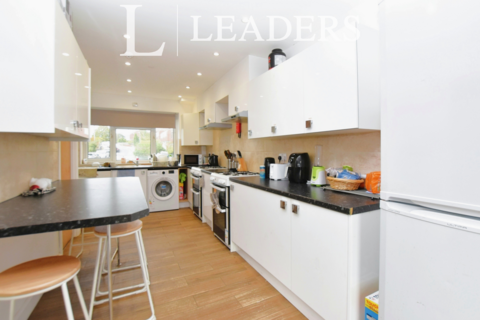 1 bedroom in a house share to rent, Lower Clabdens, Ware, SG12