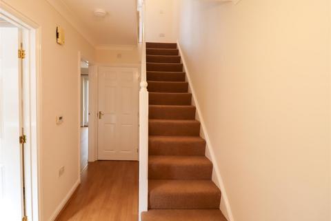 3 bedroom semi-detached house to rent, Brooke Grove, Ely CB6