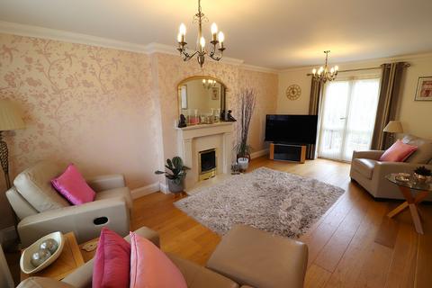 3 bedroom detached house for sale, Yew Tree Close, Walkern, Stevenage, Hertfordshire, SG2