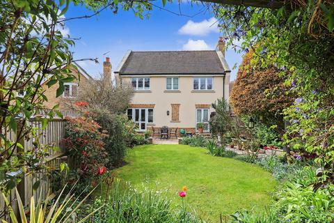 3 bedroom detached house for sale, Yew Tree Close, Walkern, Stevenage, Hertfordshire, SG2
