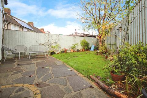3 bedroom end of terrace house to rent, Alibon Road, Dagenham RM10