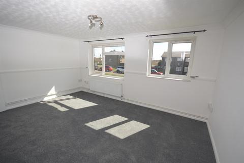 2 bedroom ground floor flat to rent, Wingate Close, Braintree, CM7