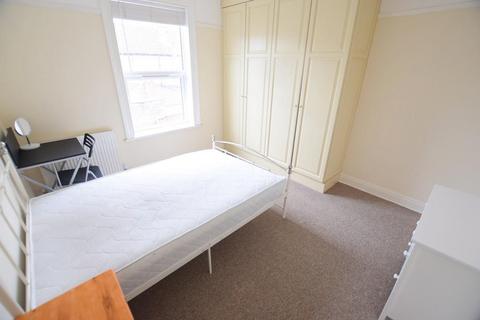 2 bedroom terraced house to rent, Arthur Street, LINCOLN
