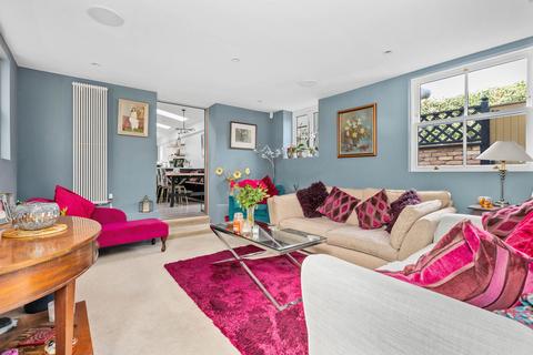 3 bedroom terraced house for sale, Mill Street, Baldock SG7