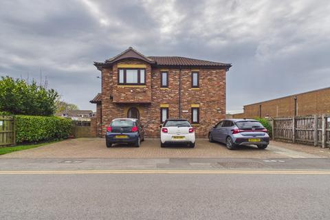 2 bedroom apartment for sale, Linwood Court , Guisborough