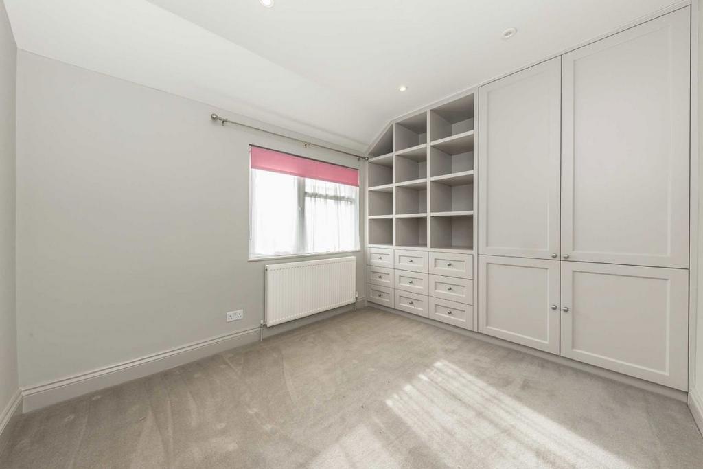House in London - View 4