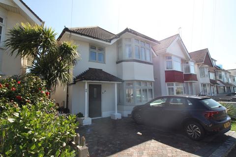 2 bedroom flat to rent - Seaward Avenue, Bournemouth BH6