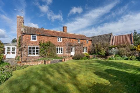 4 bedroom farm house for sale, Sutton, Norwich