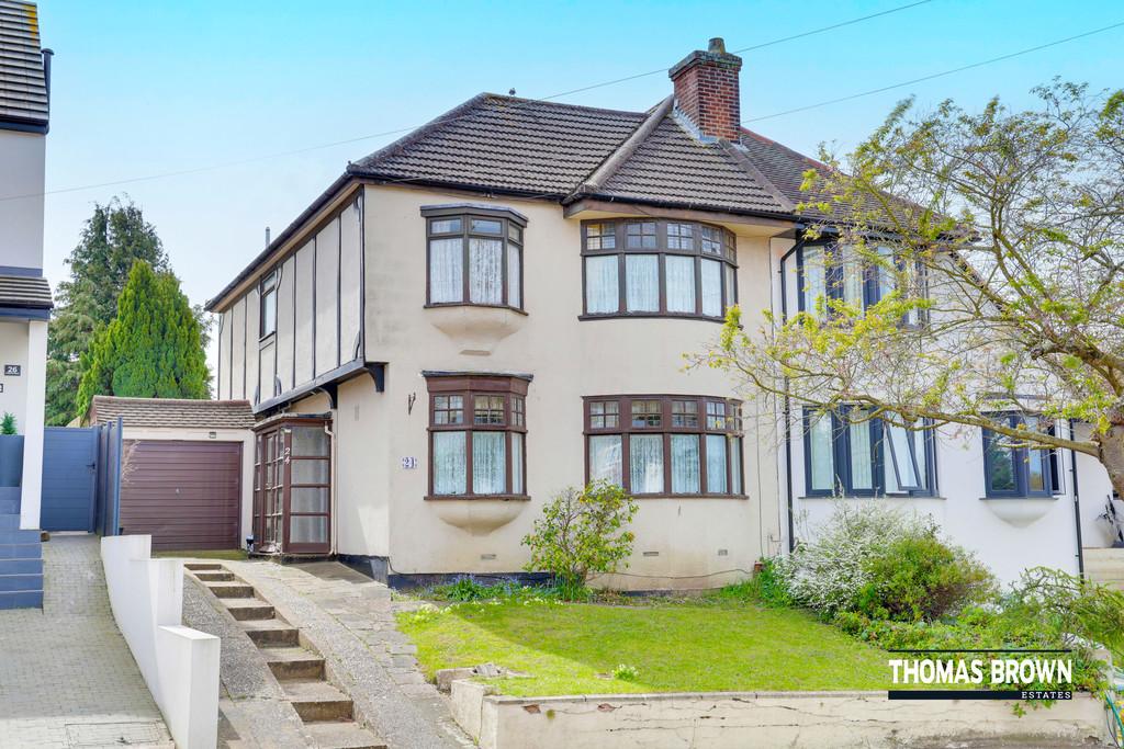 Detached house exterior, garage