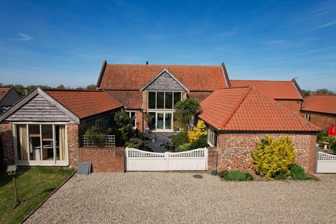 5 bedroom barn conversion for sale, Ilketshall St. Andrew, Beccles