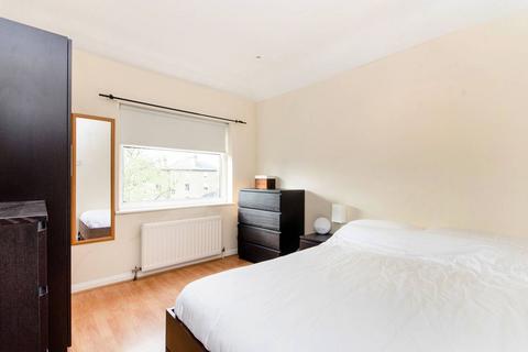 2 bedroom flat to rent, Homefield Road, Wimbledon Village, London, SW19