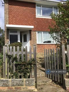 3 bedroom end of terrace house to rent, Sandy Hill Road, Farnham, GU9