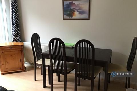 3 bedroom end of terrace house to rent, Sandy Hill Road, Farnham, GU9