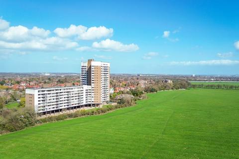 3 bedroom apartment for sale, Montagu Court, Gosforth, Newcastle Upon Tyne