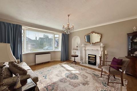 3 bedroom detached bungalow for sale, Knoweholm, Doonfoot, Ayr