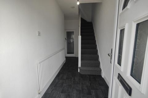 3 bedroom semi-detached house to rent, Tile Hill Lane, Tile Hill, Coventry, CV4