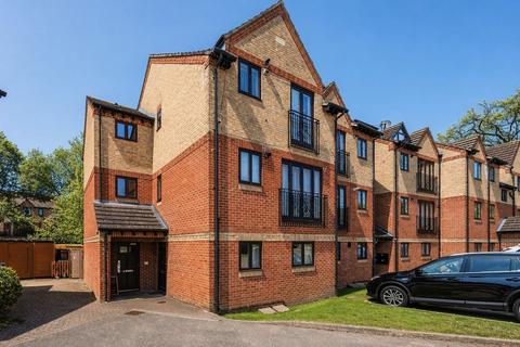 2 bedroom ground floor flat for sale, The Dale, Oxford