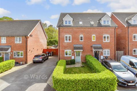 4 bedroom semi-detached house for sale, Scholars Close, Deal CT14
