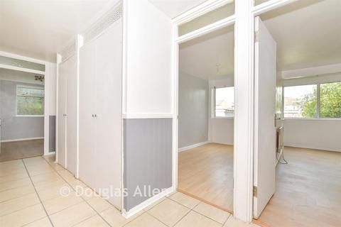 2 bedroom ground floor flat for sale, Winston Close, Romford, Essex