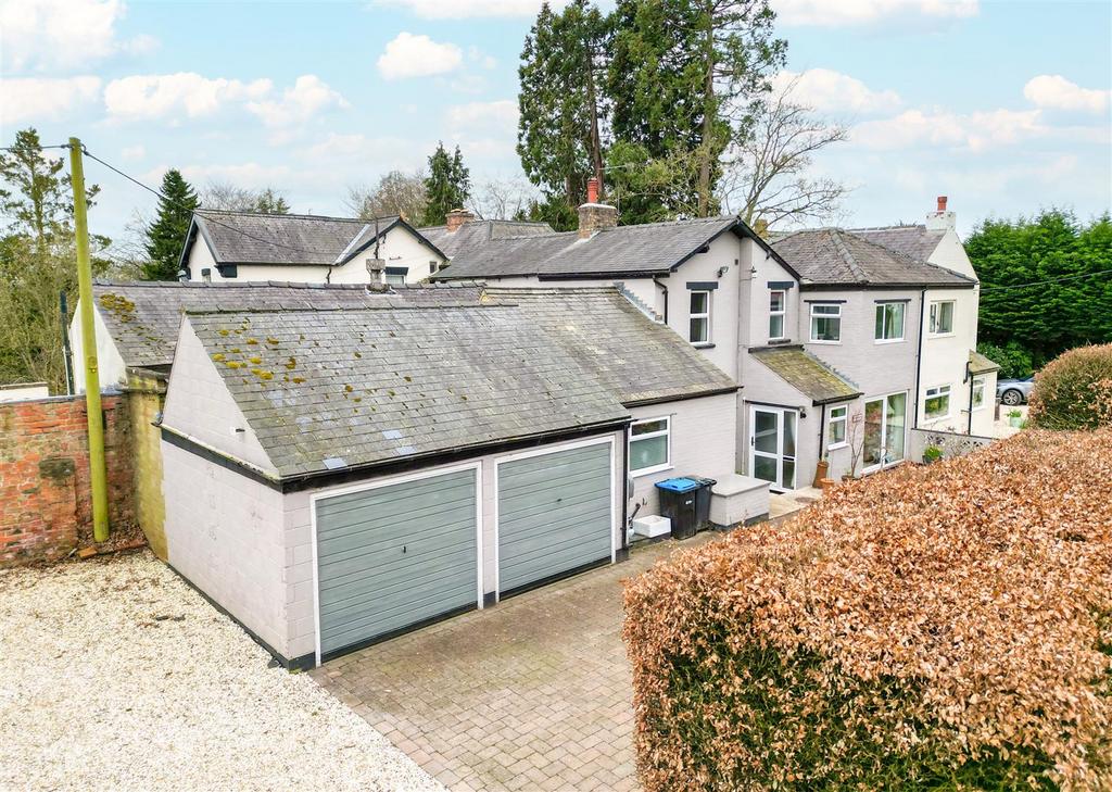 4 bedroom semi-detached house for sale