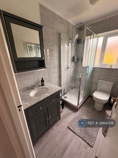 2 bedroom flat to rent, Elmbourne Road, London, SW17
