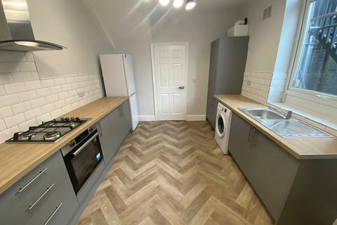 1 bedroom ground floor flat to rent, Cleveland Road, Sunderland, SR4