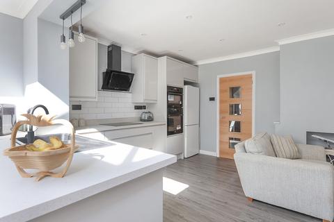 3 bedroom detached house for sale, Swanns Meadow, Great Bookham, Leatherhead, Surrey, KT23