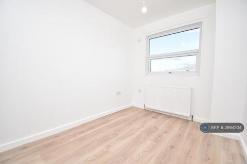 2 bedroom terraced house to rent, Manor Road, Erith, DA8