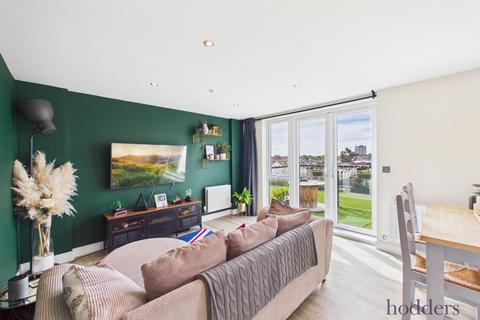 2 bedroom apartment for sale, Coxwell Apartments, Hawker Drive, Addlestone, Surrey, KT15