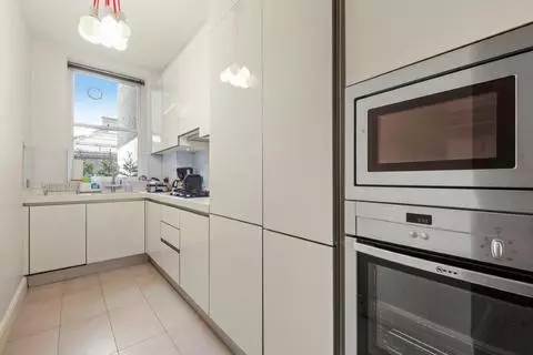 3 bedroom flat to rent – pohled 3