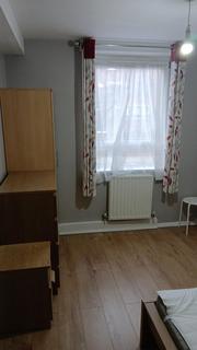 1 bedroom flat to rent, Simmons House, N7