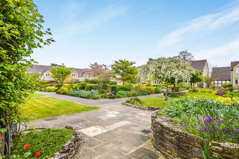 2 bedroom retirement property for sale, Lygon Court, Fairford