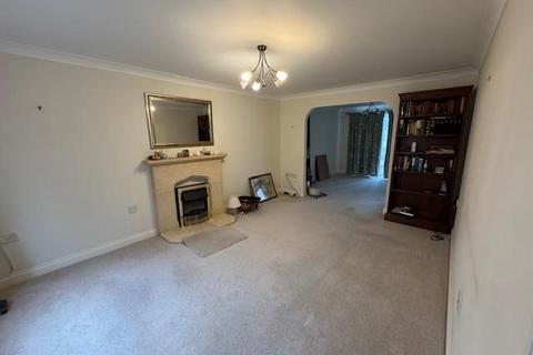 2 bedroom retirement property for sale, Lygon Court, Fairford