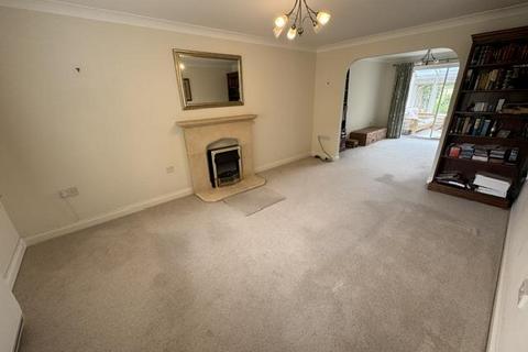 2 bedroom retirement property for sale, Lygon Court, Fairford