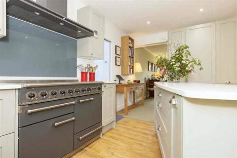 4 bedroom detached house for sale, Fourth Avenue, Worthing