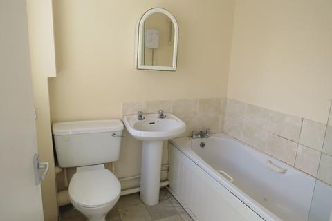 3 bedroom house to rent, Nat Flatman Street, NEWMARKET