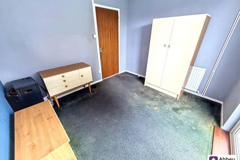 3 bedroom semi-detached house for sale, Billington Close, Leicester, LE4