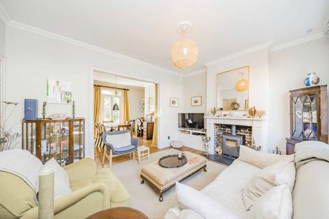 Furley Road, London SE15