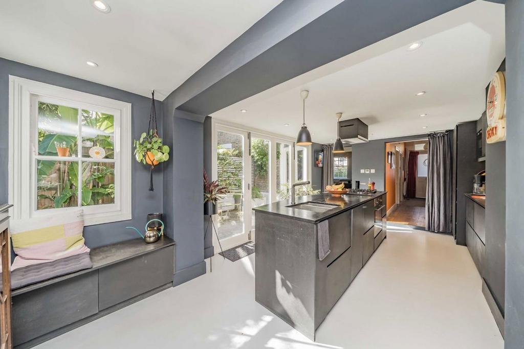 Kitchen, open plan living