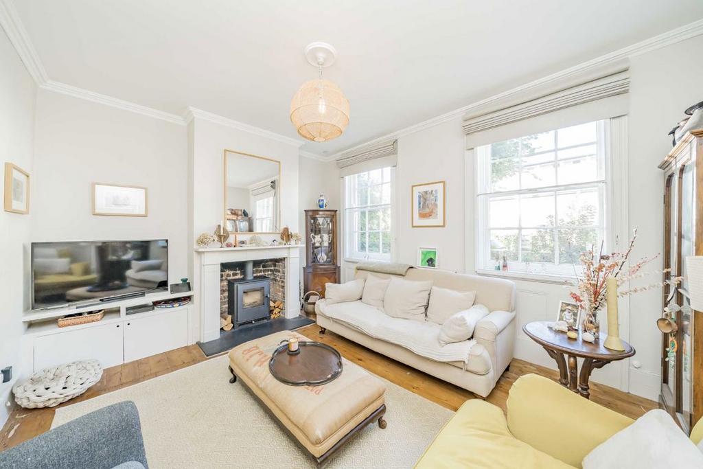 Living room, fireplace