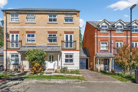 Sycamore Close, South Croydon