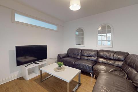 6 bedroom house to rent, Ferndale Road, Bristol BS7