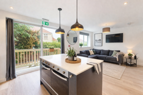 6 bedroom house to rent, Braemar Avenue, Bristol BS7