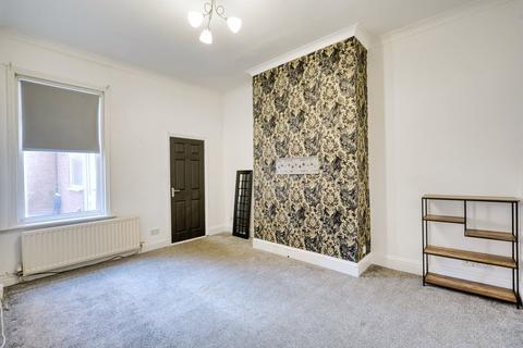 2 bedroom ground floor flat for sale, St. Vincent Street, South Shields