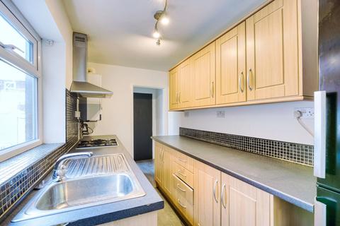 2 bedroom ground floor flat for sale, St. Vincent Street, South Shields