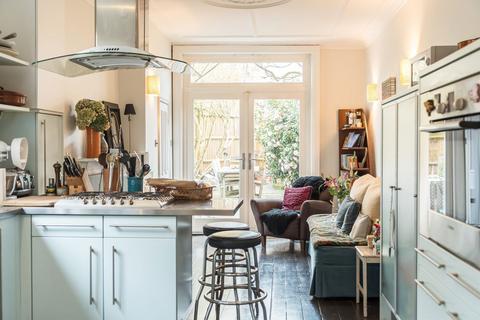 5 bedroom terraced house for sale, Emmanuel Road, London SW12