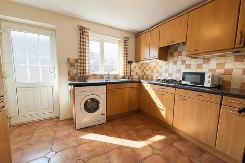 2 bedroom detached bungalow for sale, Overbrook, Evesham