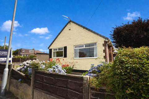 2 bedroom bungalow for sale, Dorset Avenue, High Crompton, Shaw, Greater Manchester, OL2