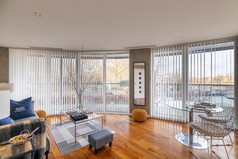 1 bedroom flat for sale, Queenstown Road, Chelsea Bridge Wharf SW11