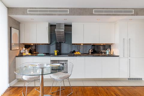 1 bedroom flat for sale, Queenstown Road, Chelsea Bridge Wharf SW11